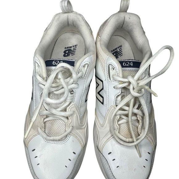 New Balance White Sneakers 9.5 - Picture 7 of 13